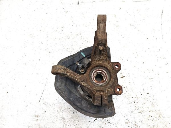 00-05 Saturn L200 L300 Driver Left Front Spindle Steering Knuckle With Wheel Hub — photo 4