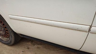 03-05 Sable Passenger Right Rear Moulding From Door Oem Back Trim Strip Wt White