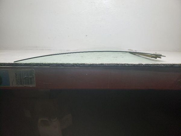 1995 Ford Windstar Front Door Glass/window RH + Free Shipping — photo 4