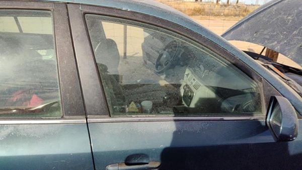 2006-2010 Hyundai Sonata Passenger Right Front Side Window Door Glass Oem — photo 1