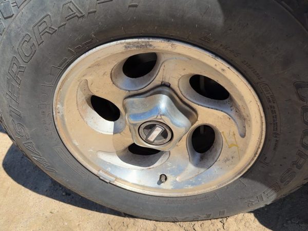 95-98 Ford Ranger 15" Aluminum Wheel Oem Factory Rim #4 15X7 4X4 5-Ovals Silver — photo 1
