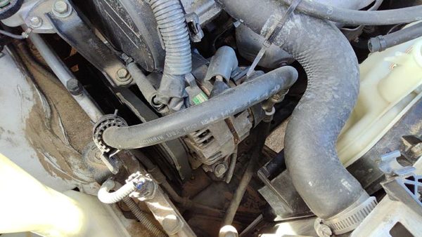 2004-2006 Toyota Sienna Alternator 3.3L 270600A110 — photo 1
