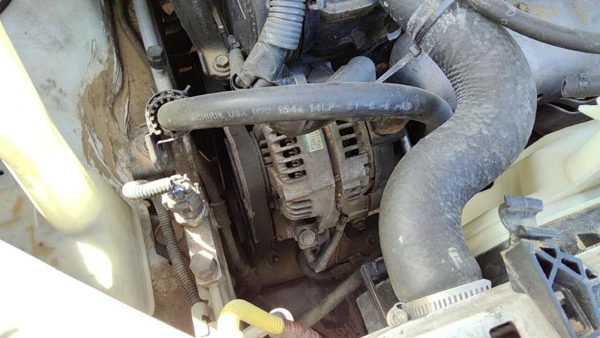 2004-2006 Toyota Sienna Alternator 3.3L 270600A110 — photo 3