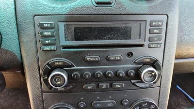2009 Pontiac G6 Audio & Visual Equip.(radio)