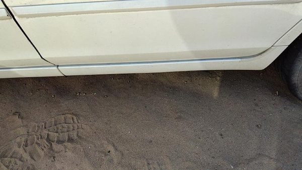 02-06 Altima Driver Left Rear Lower Rocker Panel Moulding Side Skirt White Qx3 — photo 2