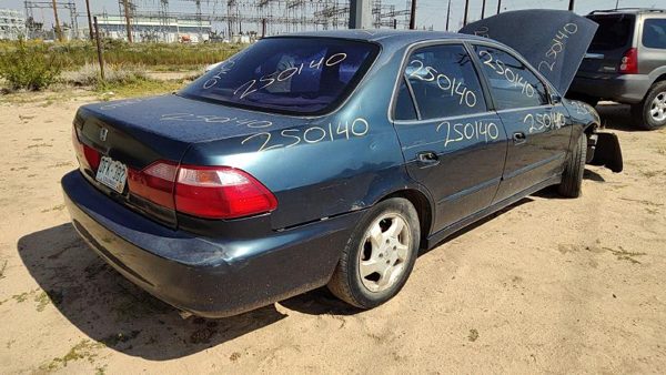 1999 Honda Accord Lower Control Arm Rr RH — photo 8