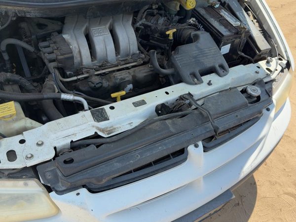 96-00 Town & Country Top Plastic Cover Above Radiator Support Sight Shield Oem — photo 1
