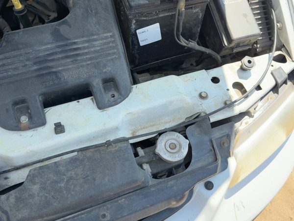 96-00 Town & Country Top Plastic Cover Above Radiator Support Sight Shield Oem — photo 5