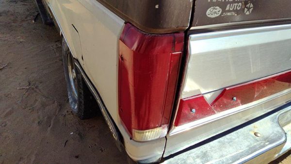 1988 Ford F150 Tail Light Assembly LH — photo 5