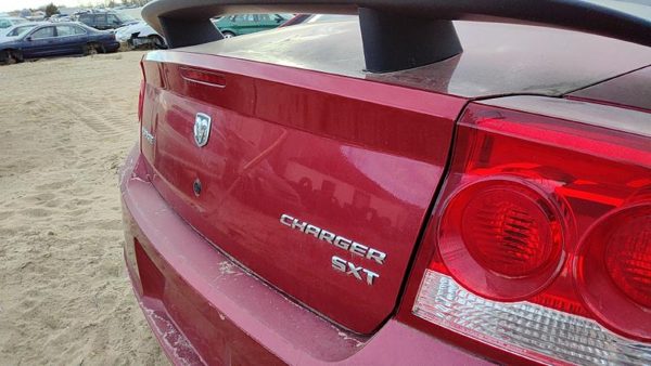 2010 Dodge Charger Trunk/decklid/hatch/tailgate Prh Inferno Red 05170834AC — photo 6