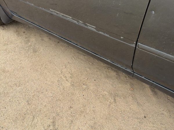 02-06 Nissan Altima Driver Left Lower Rocker Panel Moulding Oem Rear Smoke K11 — photo 5