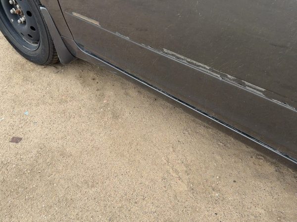 02-06 Nissan Altima Driver Left Lower Rocker Panel Moulding Oem Rear Smoke K11 — photo 7