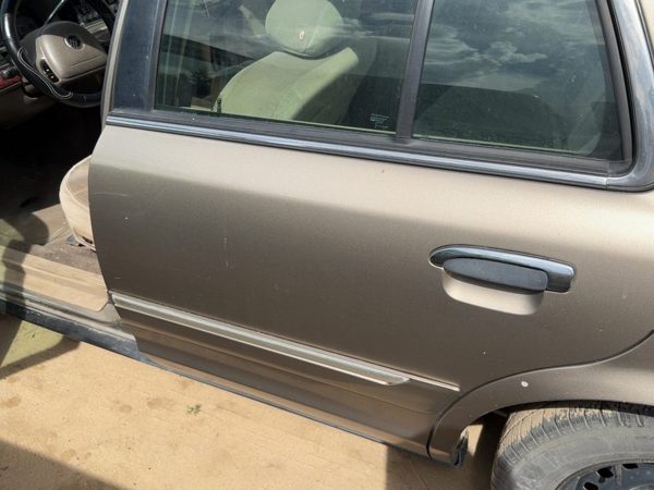2002 Mercury Grand Marquis Rear Door LH Arizona Beige Aq — photo 3