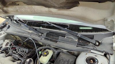 1997-2005 Chevy Malibu Windshield Wiper Cowl Vent Trim Panel Oem Cover