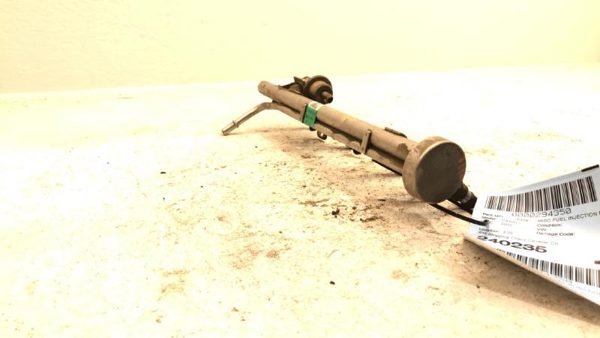 2000-2002 Chevy Cavalier Complete Fuel Rail With Injectors Set Loaded Oem 2.2L — photo 2