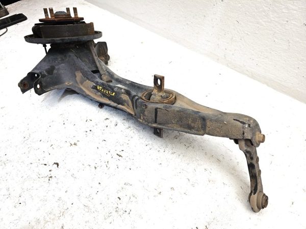 1996-2000 Honda Civic Hx Driver Left Rear Trailing Arm With Drum Brake Hub — photo 9