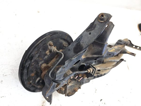 1996-2000 Honda Civic Hx Driver Left Rear Trailing Arm With Drum Brake Hub — photo 12