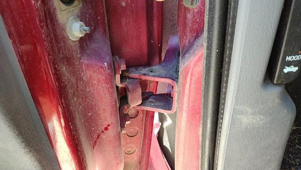 2003 Ford F250 Sd Pickup Front Door Hinge LH — photo 3