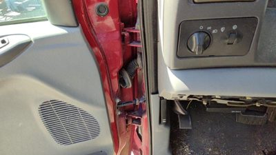 2003 Ford F250 Sd Pickup Front Door Hinge LH