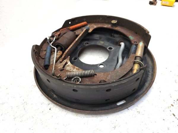 1985-2000 Gmc Sierra 2500 Passenger Right Rear Brake Backing Plate Assembly Oem — photo 7