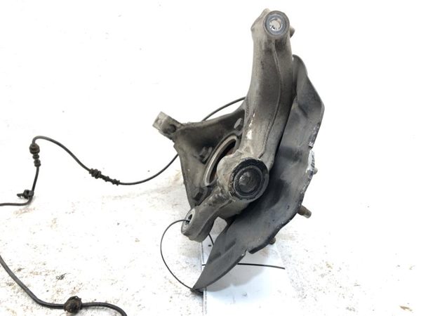 18-20 Buick Regal Passenger Right Front Spindle Steering Knuckle With Wheel Hub — photo 3