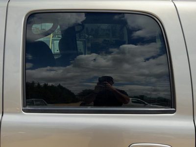 2000-2006 Chevy Suburban Driver Left Rear Side Window Door Glass Oem Back