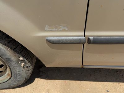1999-2003 Mazda Protege Dx Driver Left Moulding From Fender Oem Trim Strip