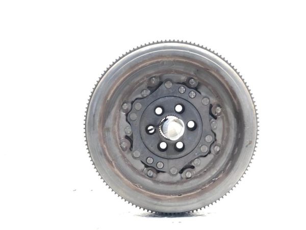2009-2014 Volkswagon Jetta Complete Flywheel With Clutch 2.0 Diesel Auto Trans — photo 2