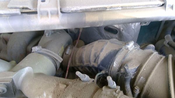 1999 Ford F250 Sd Pickup Air Intake Tube/resonator Super Duty 7.3L — photo 6
