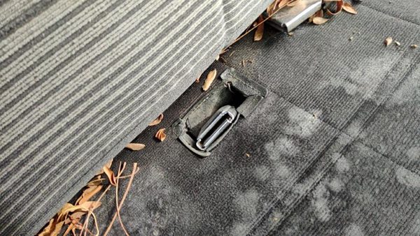 91-94 Chevy S10 Blazer Passenger Right Front Seat Belt Buckle Receiver Oem Black — photo 3
