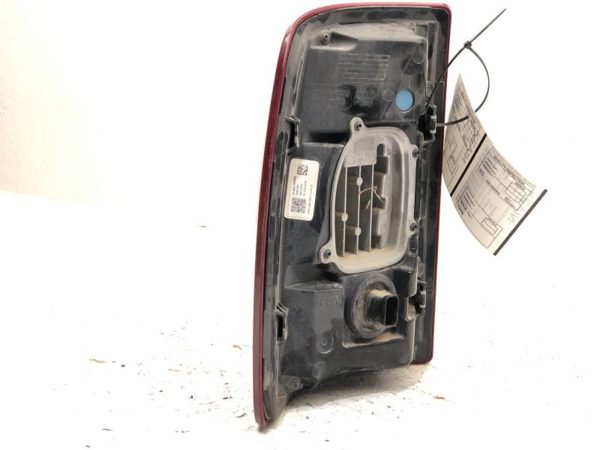 2019 Dodge Ram 2500 Passenger Right Tail Light Oem Brake Lamp Cracked Led — photo 5
