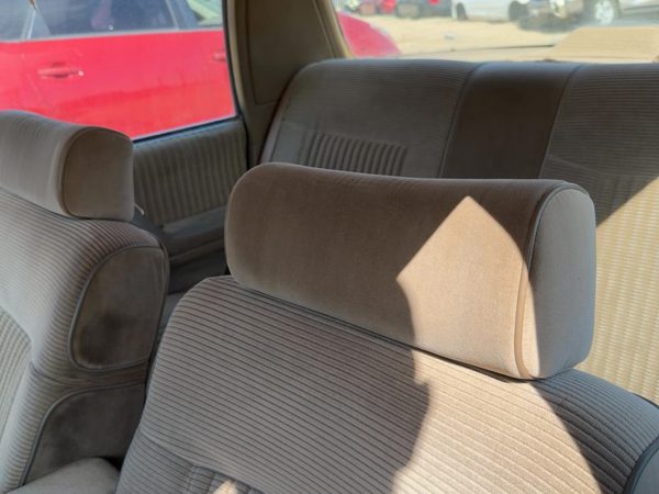 1989-1996 Buick Century Pair Of Front Headrests Oem Left Right Set Seat Tan — photo 4