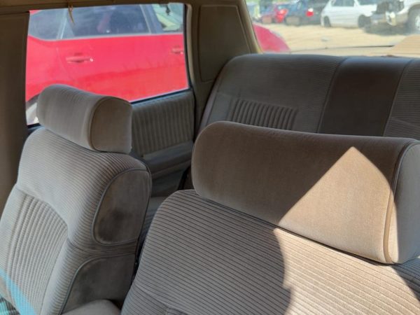 1989-1996 Buick Century Pair Of Front Headrests Oem Left Right Set Seat Tan — photo 2