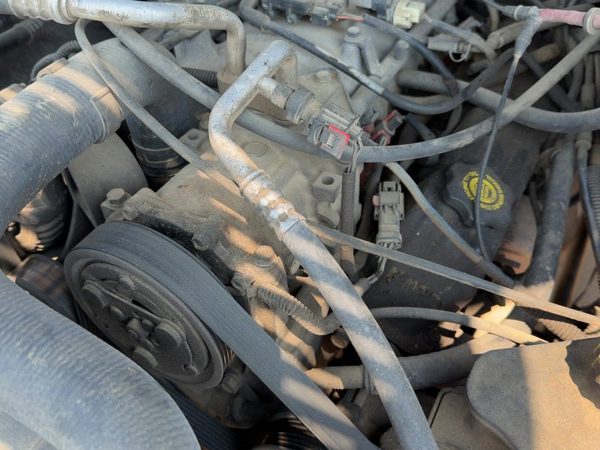 2002-2003 Dodge Ram 1500 Ac Compressor Air Conditioner Pump Assembly Oem 5.9L — photo 2