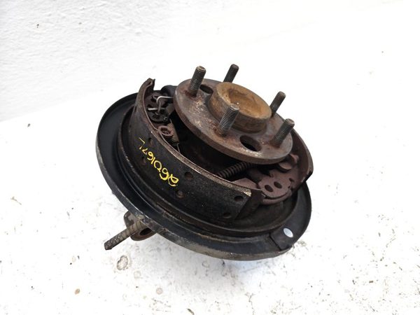1986-1999 Olds 88 Driver Left Rear Knuckle Assembly Stub Axle With Hub Oem — photo 2