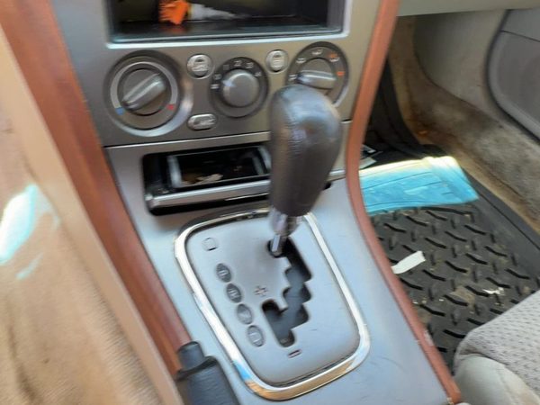 06 Legacy Outback Floor Shifter Lever Assembly Shift Unit Automatic Transmission — photo 2
