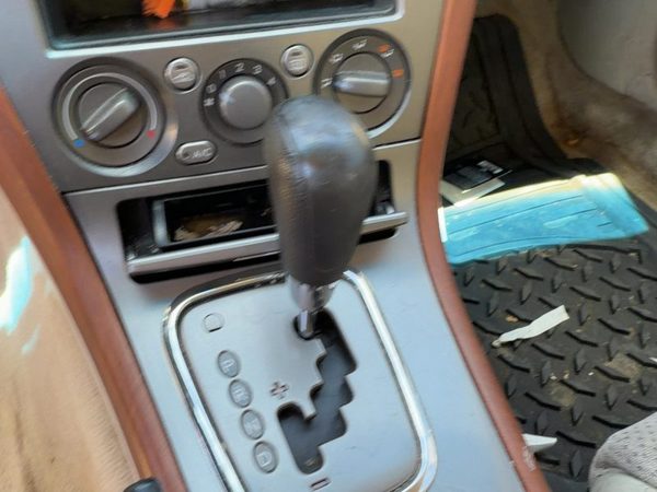 06 Legacy Outback Floor Shifter Lever Assembly Shift Unit Automatic Transmission — photo 1