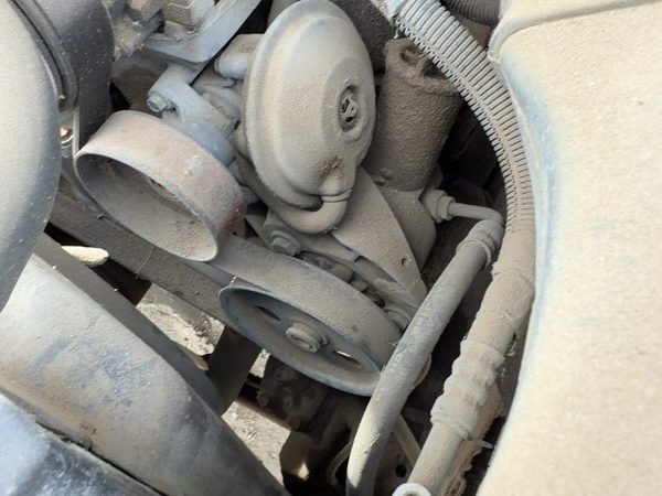 94-97 Ford F250 Power Steering Pump With Mount Bracket Oem 7.3L — photo 2