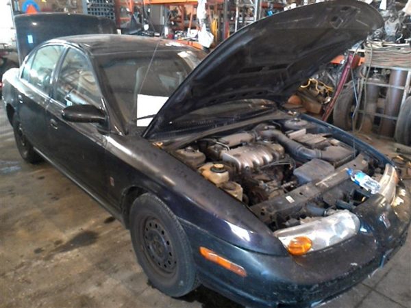 2000 Saturn SL1 — vehicle photo 1