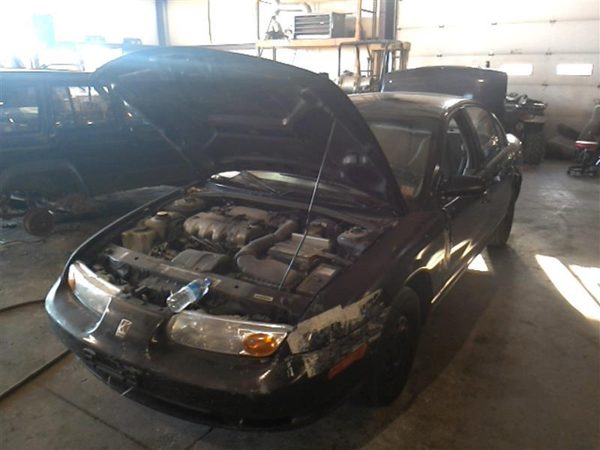 2000 Saturn SL1 — vehicle photo 2