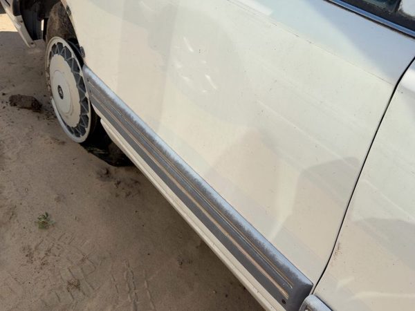 1993 Oldsmobile 88 Rear Door RH White — photo 4