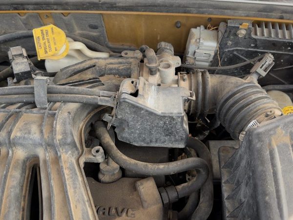 2001-2002 Chrysler Pt Cruiser Throttle Body Valve Oem With Sensors 2.4L — photo 1