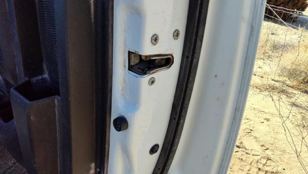 13-23 Ram 4500 Passenger Right Front Door Latch With Rods/Cables Regular Cab — photo 4