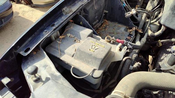 1997 Ford F-150 Washer Bottle F150 — photo 2