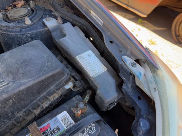 2004-2008 Toyota Matrix Xr Engine Fuse Box Power Distribution Panel Oem 1.8L — photo 4