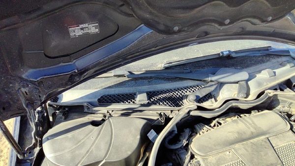 2012-2014 Mercedes C300 Windshield Wiper Cowl Vent Trim Panel Oem Cover — photo 3