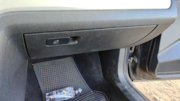 2012-2019 Vw Passat Glove Box Assembly Complete Door With Latch Oem Black Tb — photo 2