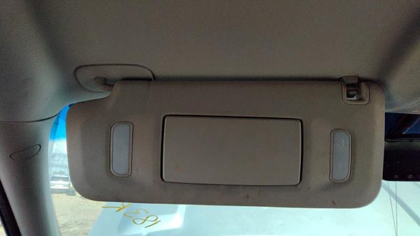 2007-2014 Chevy Tahoe Driver Left Sun Visor Oem 22850306 — photo 2