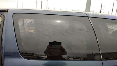 1998-2003 Toyota Sienna Driver Left Rear Side Window Door Glass Oem Back