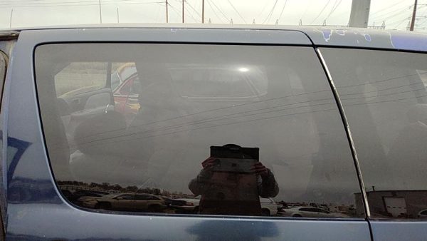 1998-2003 Toyota Sienna Driver Left Rear Side Window Door Glass Oem Back — photo 3